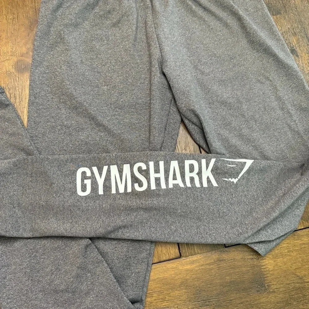 Gymshark leggings with logo on side leg. Gray, size small. Wide elastic waist. - Picture 6 of 10